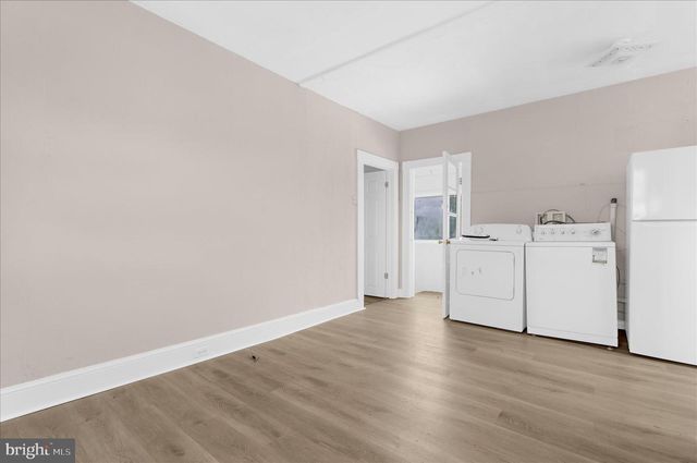 17 2ND AVE, Baltimore, MD 21225
