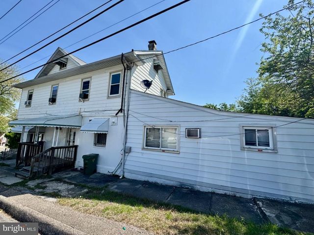 17 2ND AVE, Baltimore, MD 21225