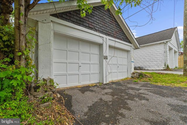17 2ND AVE, Baltimore, MD 21225