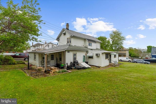 17 2ND AVE, Baltimore, MD 21225