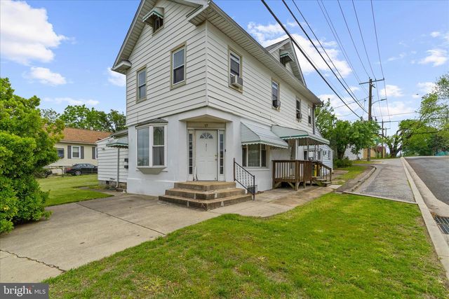 17 2ND AVE, Baltimore, MD 21225