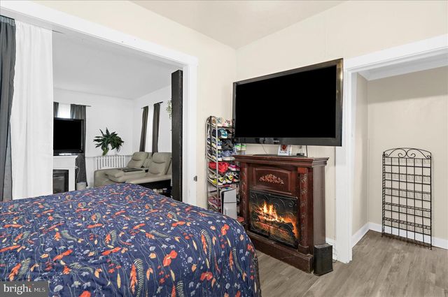 17 2ND AVE, Baltimore, MD 21225
