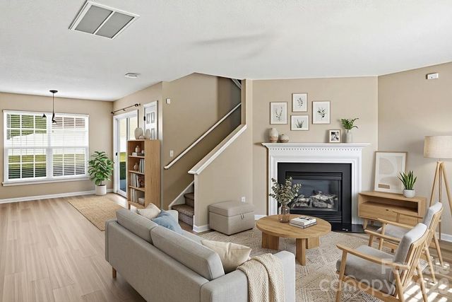 1528 Harland Street, Charlotte, NC 28216