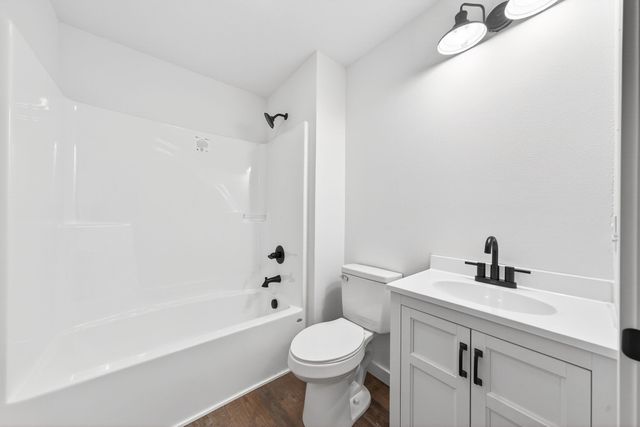 158 Sky View Meadow Dr, Crossville, TN 38555