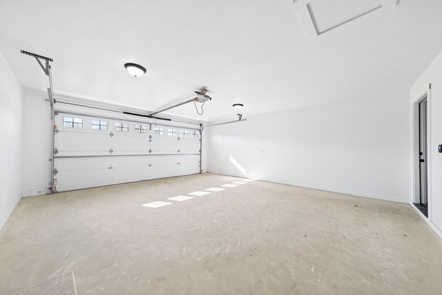 158 Sky View Meadow Dr, Crossville, TN 38555