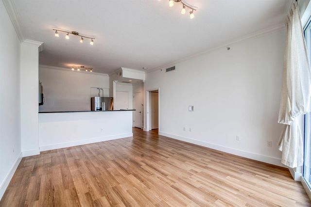 1551 N Flagler Drive Ph8, West Palm Beach, FL 33401