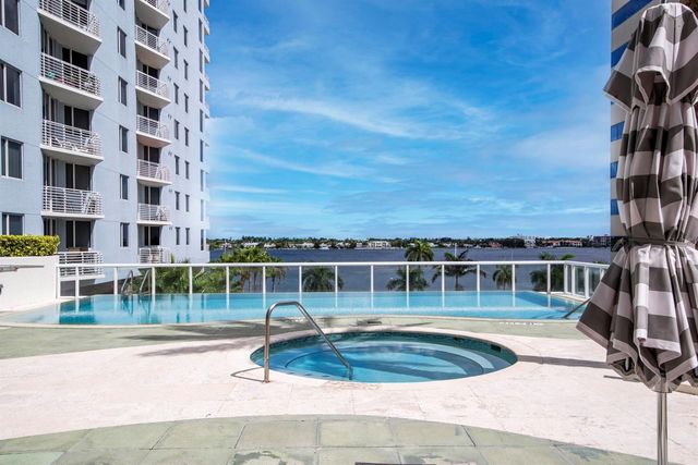1551 N Flagler Drive Ph8, West Palm Beach, FL 33401