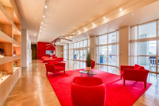1551 N Flagler Drive Ph8, West Palm Beach, FL 33401