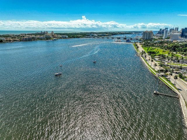 1551 N Flagler Drive Ph8, West Palm Beach, FL 33401