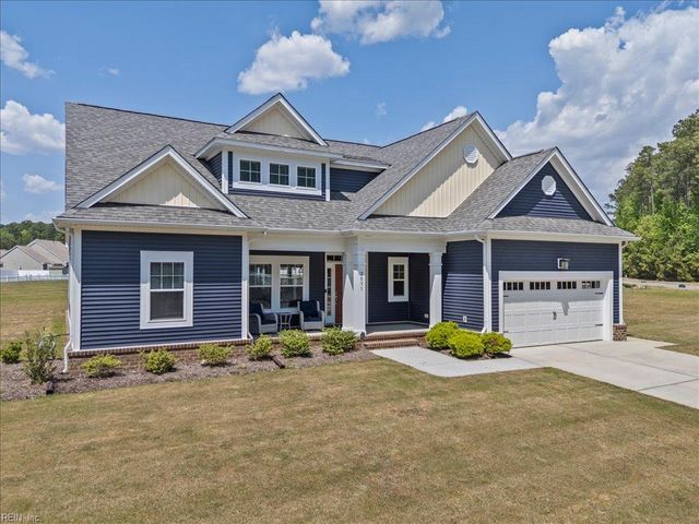 2031 Herons Pointe LN, Suffolk, VA 23434