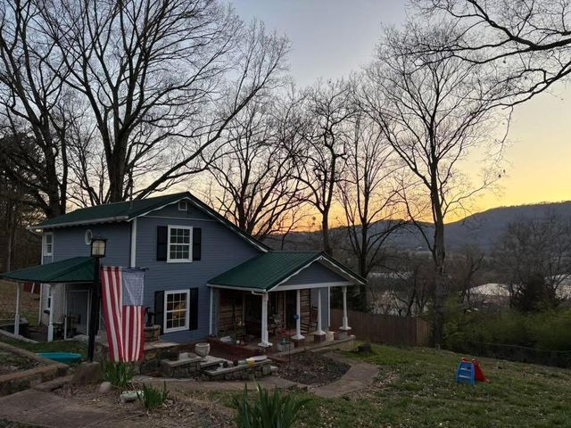 900 Beason Drive, Chattanooga, TN 37405