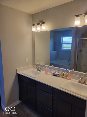 120 Freeman Street, Whiteland, IN 46184