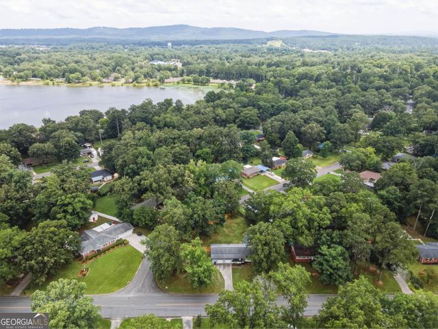 525 Elliott Drive NW, Rome, GA 30165