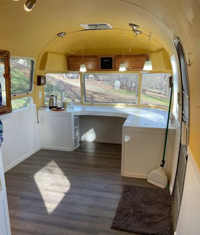 9390 Platina Rd, Ono, CA 96047