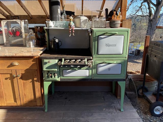 9390 Platina Rd, Ono, CA 96047