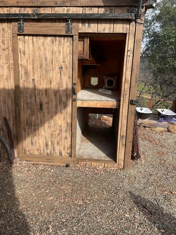 9390 Platina Rd, Ono, CA 96047