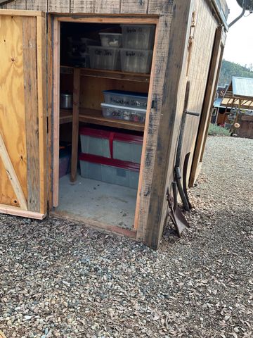 9390 Platina Rd, Ono, CA 96047