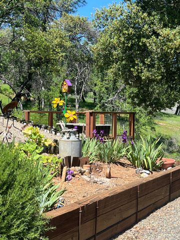 9390 Platina Rd, Ono, CA 96047