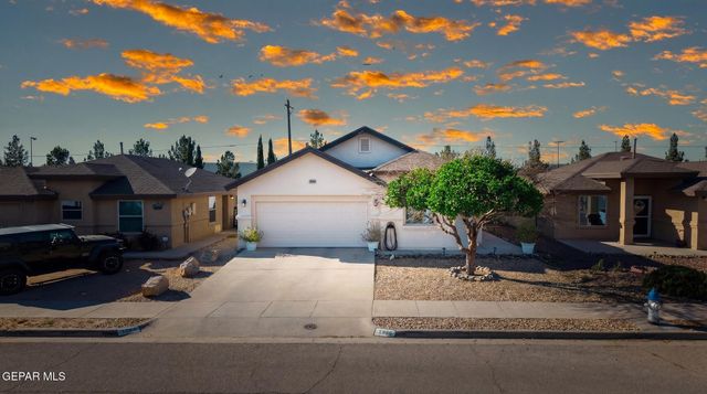 3449 SCARLET POINT, El Paso, TX 79938