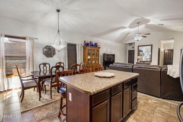 3449 SCARLET POINT, El Paso, TX 79938