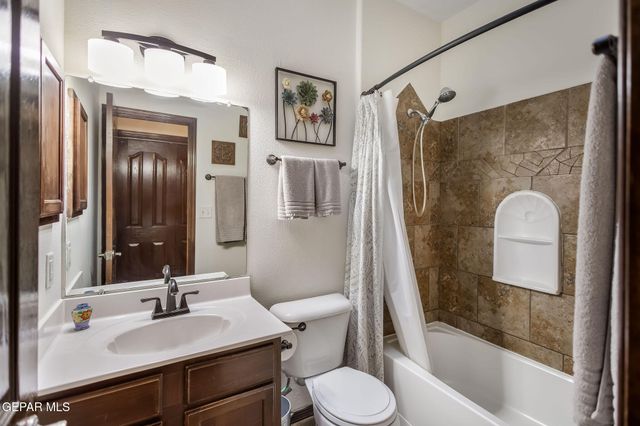 3449 SCARLET POINT, El Paso, TX 79938