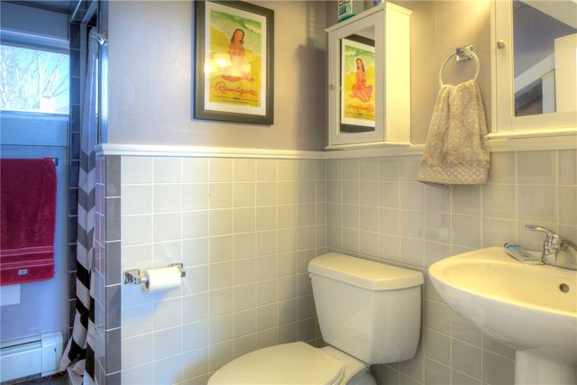 2 Perry Street, Newport, RI 02840