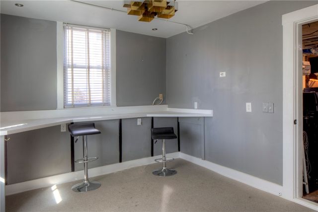 2 Perry Street, Newport, RI 02840