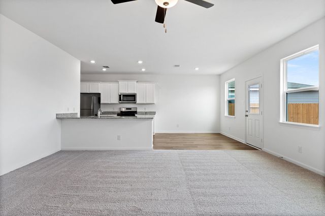 237 Fairlawn WAY, Maxwell, TX 78656