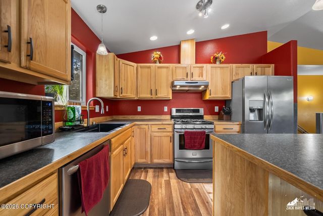1516 W Mollybrianne Circle, Wasilla, AK 99654