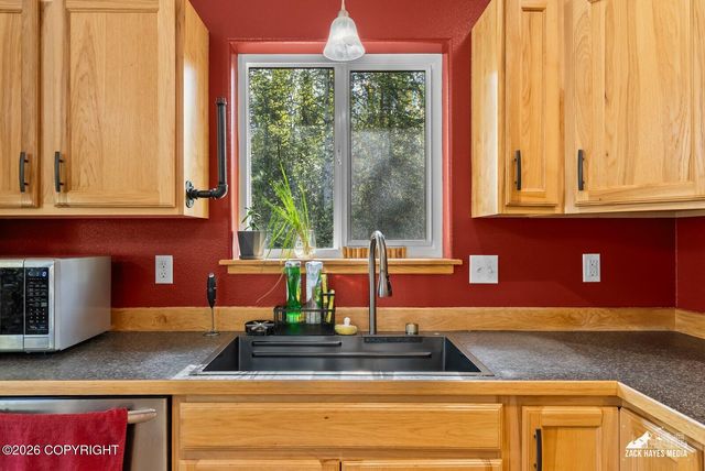 1516 W Mollybrianne Circle, Wasilla, AK 99654