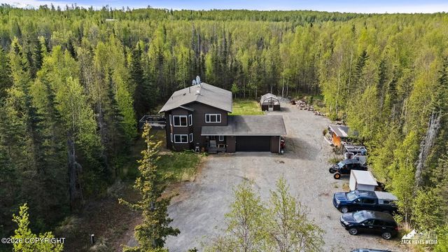 1516 W Mollybrianne Circle, Wasilla, AK 99654