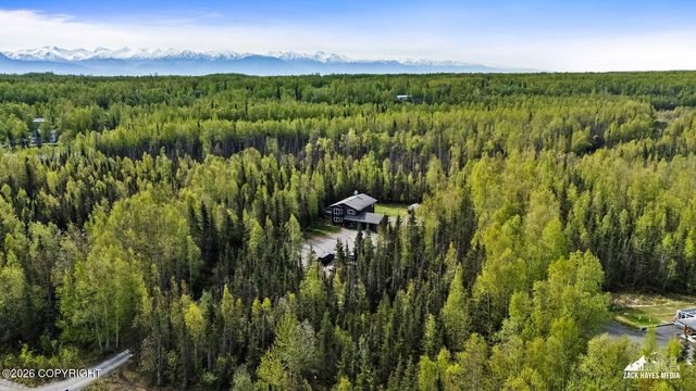1516 W Mollybrianne Circle, Wasilla, AK 99654