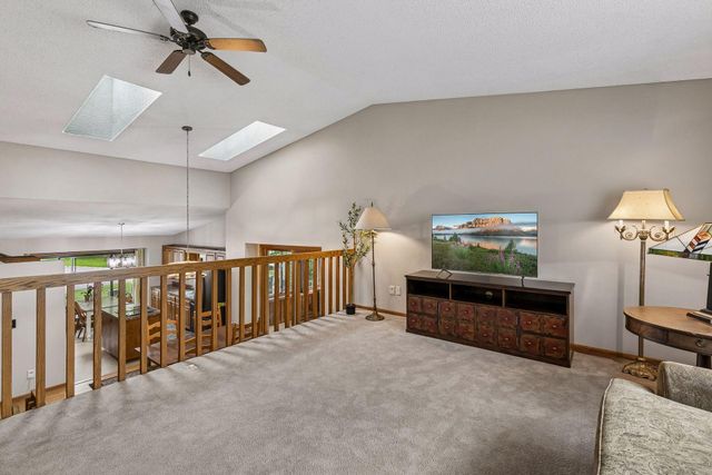12540 Everest Court W, Apple Valley, MN 55124