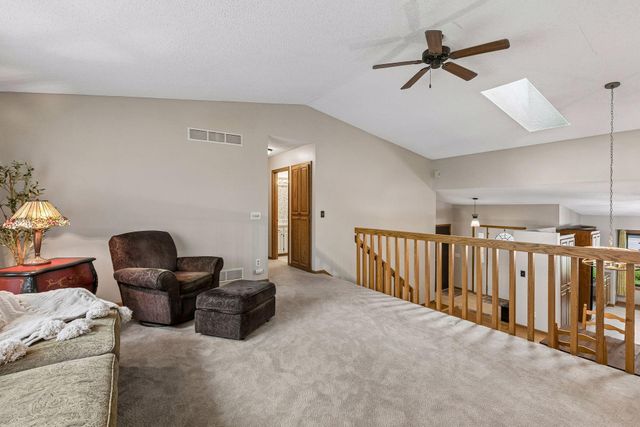 12540 Everest Court W, Apple Valley, MN 55124