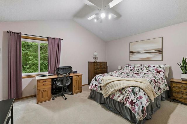 12540 Everest Court W, Apple Valley, MN 55124
