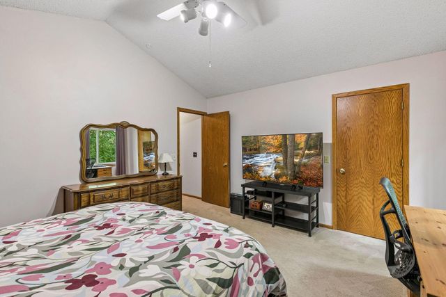 12540 Everest Court W, Apple Valley, MN 55124