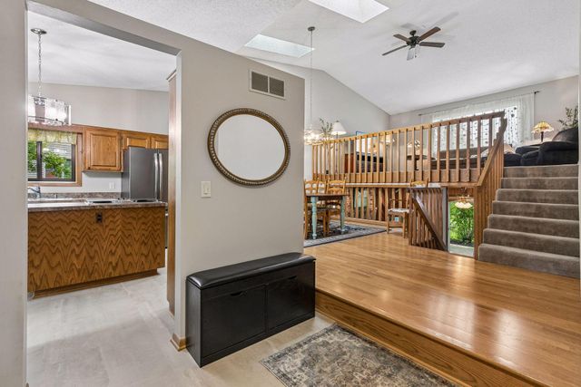 12540 Everest Court W, Apple Valley, MN 55124