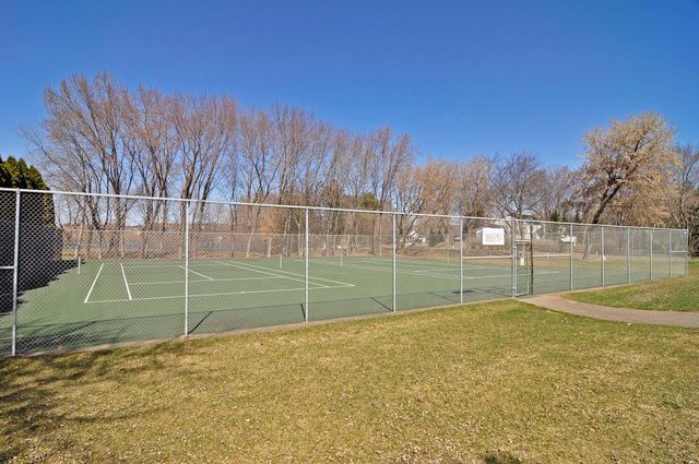 12540 Everest Court W, Apple Valley, MN 55124