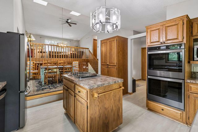12540 Everest Court W, Apple Valley, MN 55124