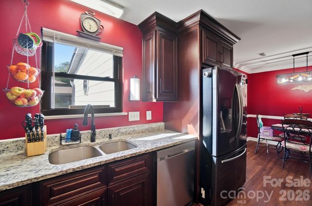 9630 Robinson Church Road, Harrisburg, NC 28075