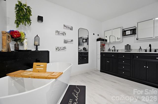 9630 Robinson Church Road, Harrisburg, NC 28075