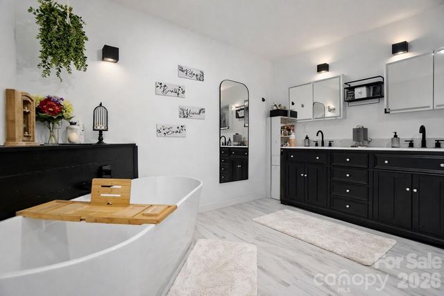 9630 Robinson Church Road, Harrisburg, NC 28075