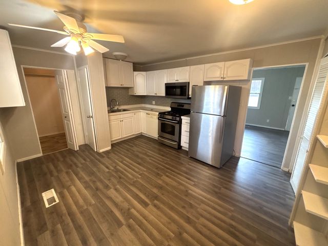 826 S Main Street, Lombard, IL 60148