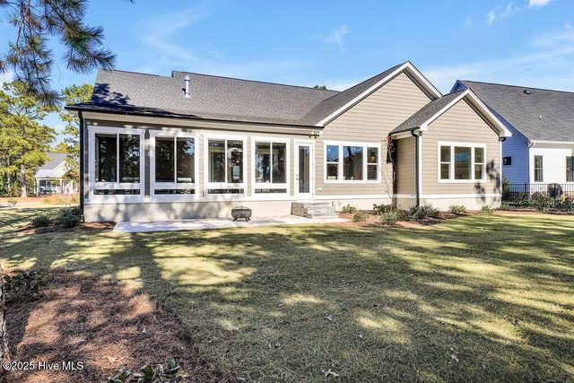 3791 Bay Colony Road NE, Leland, NC 28451