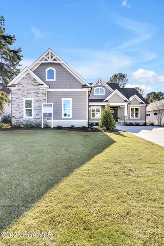 3791 Bay Colony Road NE, Leland, NC 28451