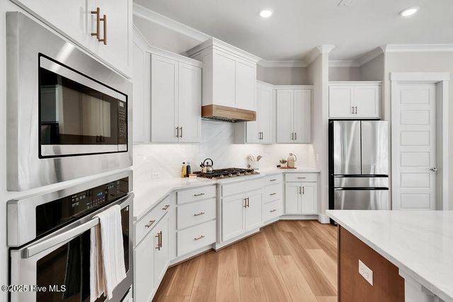 3791 Bay Colony Road NE, Leland, NC 28451