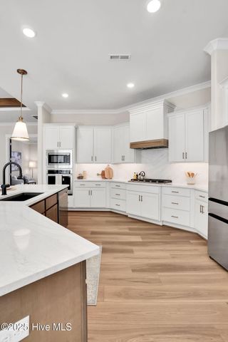 3791 Bay Colony Road NE, Leland, NC 28451