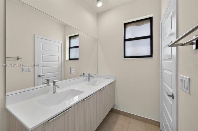 15841 NW 91st Court, Miami Lakes, FL 33018