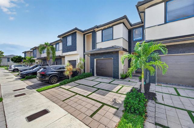15841 NW 91st Court, Miami Lakes, FL 33018