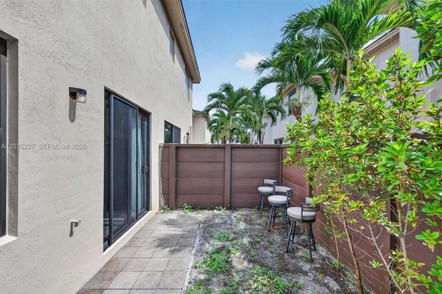 15841 NW 91st Court, Miami Lakes, FL 33018